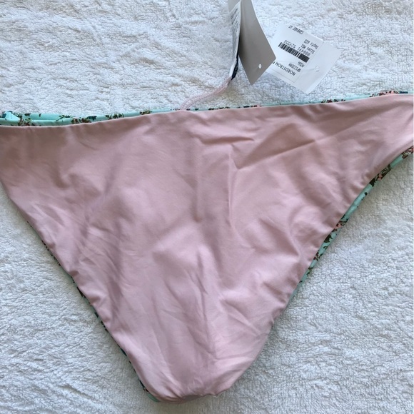 Splendid floral two piece bikini bathing suit reversible bottom. New with tags. - Picture 5 of 14